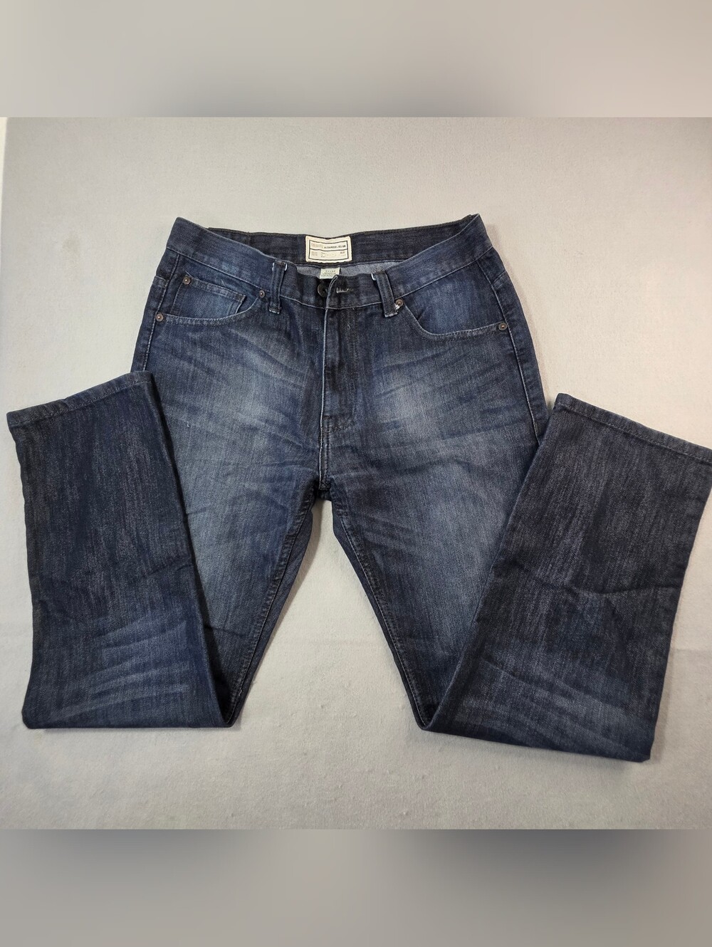 Men's Alexander Julian 34X32 Straight Jeans